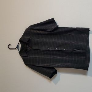 Preowned, Medium, Black/Gray Square, Silk Touch, shirt sleeve dress shirt.